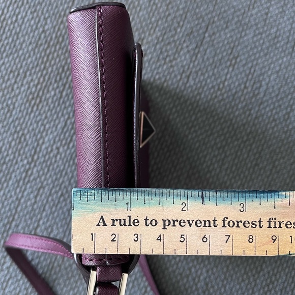 Kate Spade Newbury Lane Sally Turn Lock Crossbody Leather Purse Small Wine - Picture 15 of 17